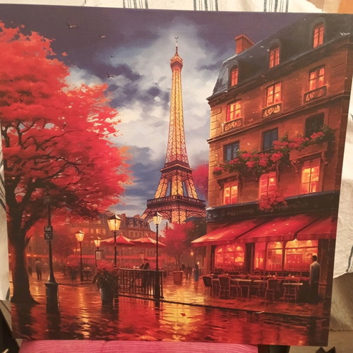 Eiffel Tower frame like new with lighting and batteries 50x50 cm