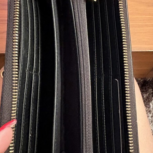 Guess wallet with detachable strap used, black
