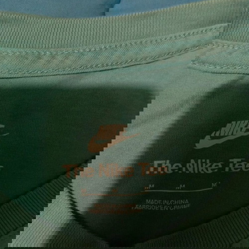 Nike t-shirt