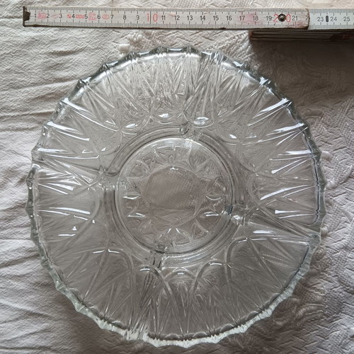 Glass serving platter for nuts like new