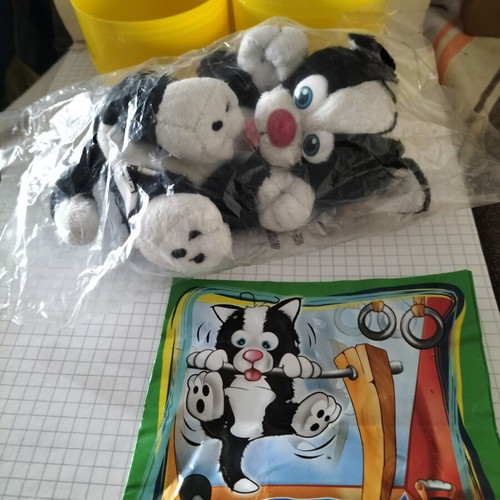 Kinder Surprise toys like new, various
