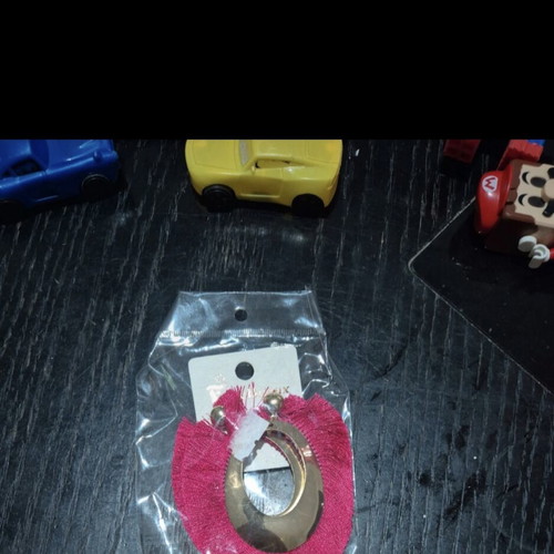 Dangling earrings fuchsia new