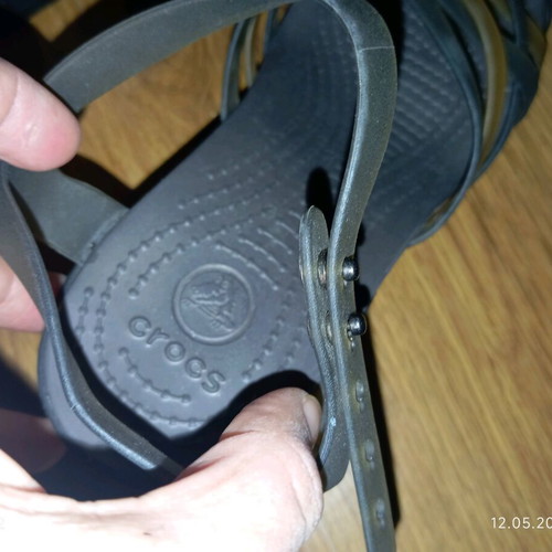 Crocs Huarache Platform sandals like new, size 39
