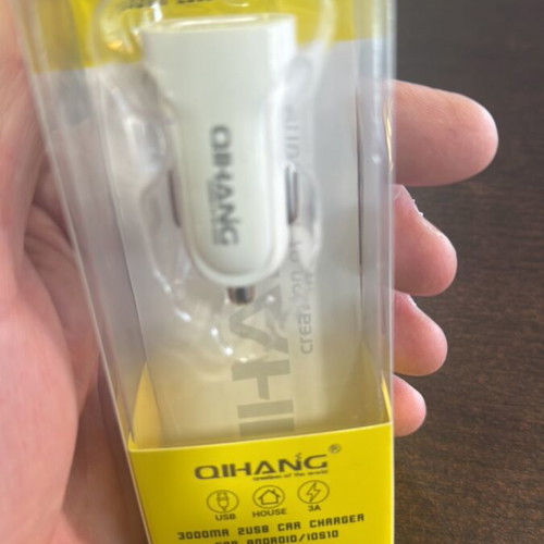 Φορτιστής αυτοκινήτου με 2 USB 3000 mAh Qihang QH-1740 καινούργιο