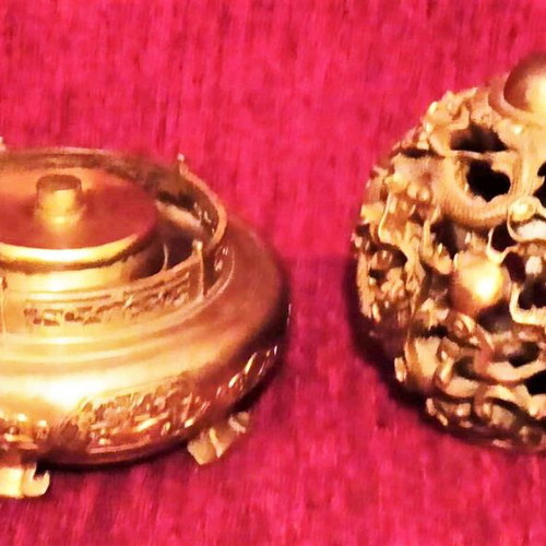 Chinese rotating feng shui ball like new, solid bronze