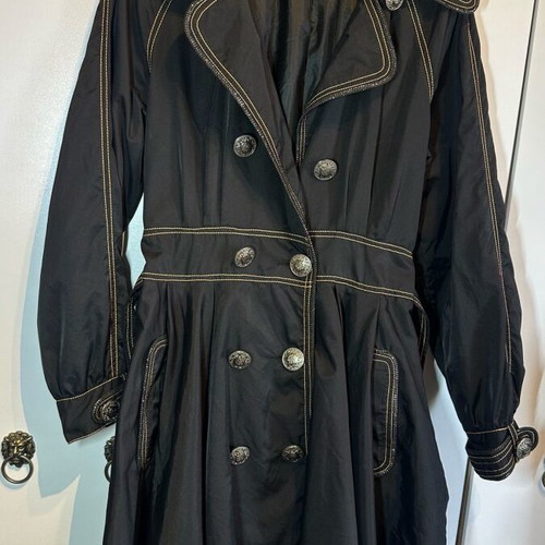 Waterproof trench coat size S like new, black