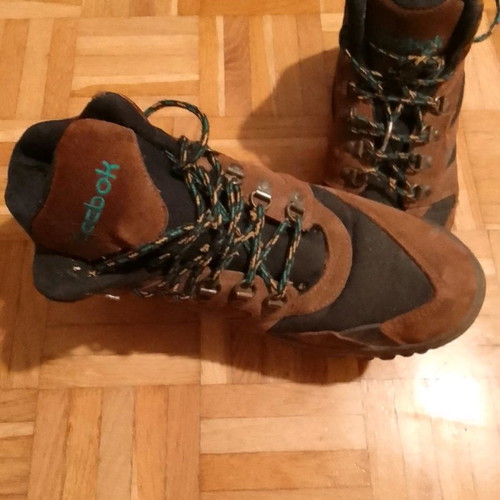 Ανδρικά μποτάκια Reebok μεταχειρισμένα