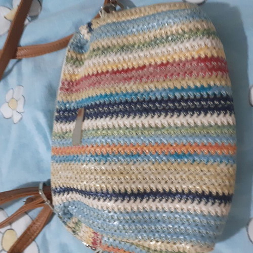 Knitted multicolor shoulder bag like new