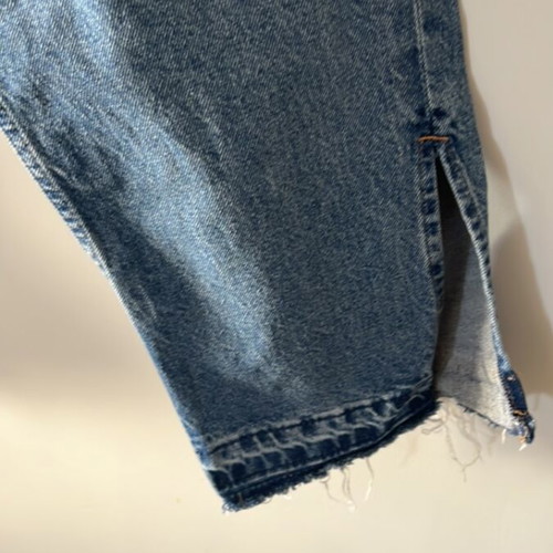 H&M jeans new with side slit size M, blue turquoise