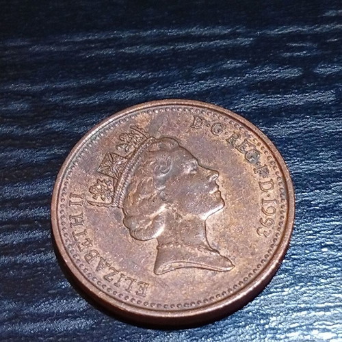 One Penny Coin 1993 Queen Elizabeth II like new