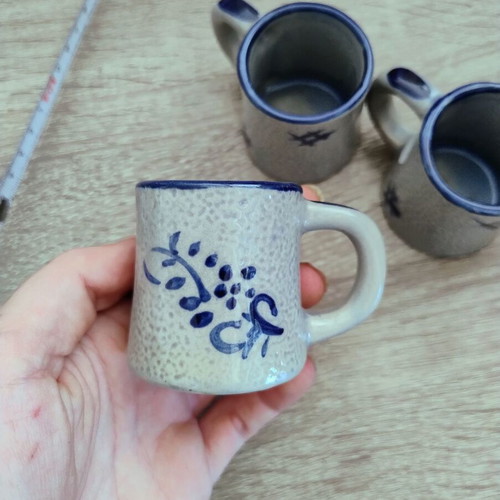 Set of 3 small stoneware cups with saltglaze