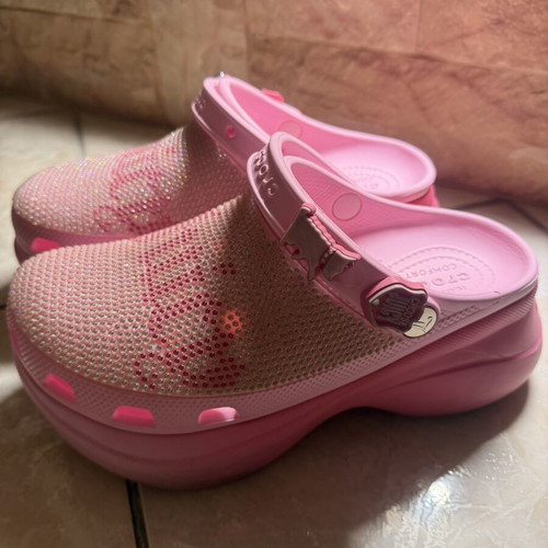 Crocs Juicy Couture collaboration pink clogs with rhinestones size 38 new