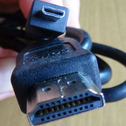 Sony Micro-HDMI to HDMI High-Speed Cable like new