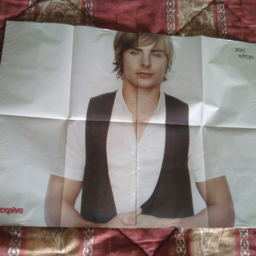 Zac Efron & Perry Katy & 30 Seconds To Mars poster like new, 2 pieces