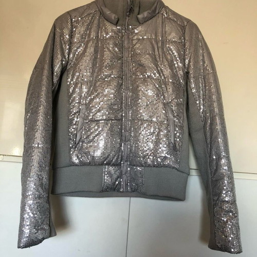 Silver jacket like new, size L