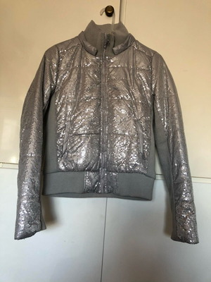Silver jacket like new, size L