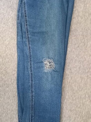 Jeans with rips and fringes like new, size M / 38 / 10