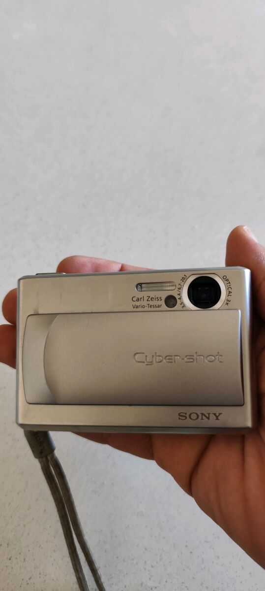 Sony Cyber-shot DSC-T1 digital camera… - € 15,00 - Vendora.cy