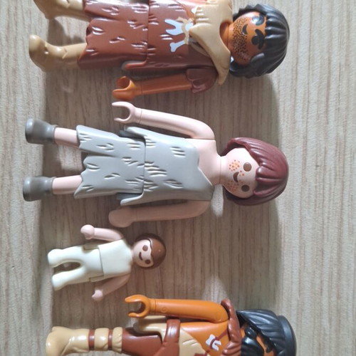 Playmobil Cave People Set with 2 Smilodons like new