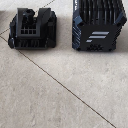 Fanatec CSL DD with Booster Kit 180 8Nm like new