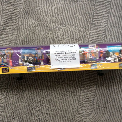 Lego Friends Display Showcase new, compatible with 41711 Emma’s Art School