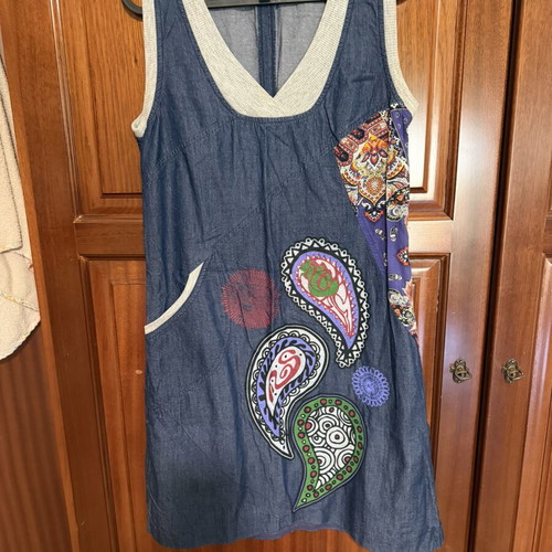 Attrattivo dress size M like new, thin blue denim, chic above knee
