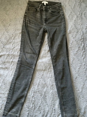 Τζιν ανθρακί H&M μεταχειρισμένο, μέγεθος XS 34 6