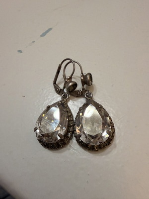 Frangos earrings
