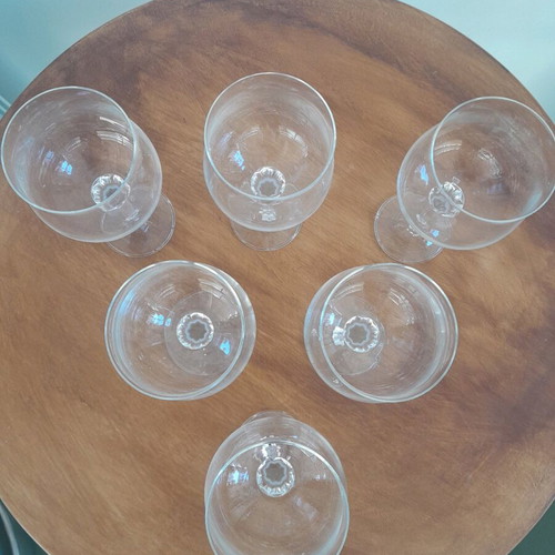 Wine glasses set of 6 pieces new and flawless