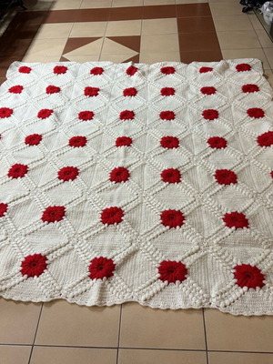 Handmade blanket like new for double or single bed