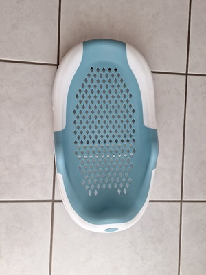 Baby bath support like new, blue