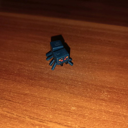 Minecraft spider figure like new, authentic product