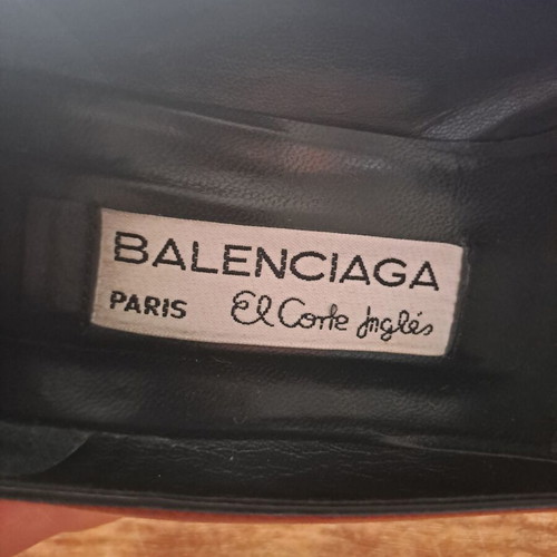 Balenciaga dark red pumps like new, size 39