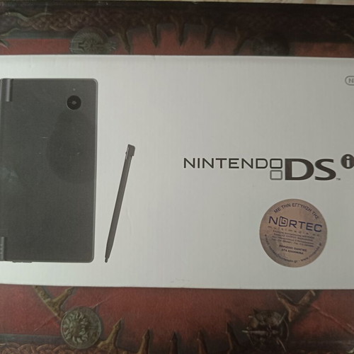 Nintendo DSi Launch Edition μαύρο μεταχειρισμένο με κουτί και φορτιστή
