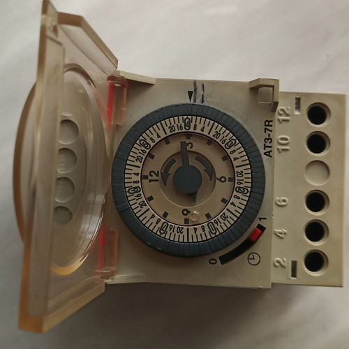 Analog weekly rail timer AT3-7R ABB used