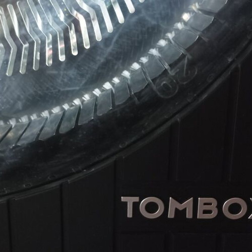 Vintage Tombox CD Selector like new, 100 CD capacity, rare 90s gadget