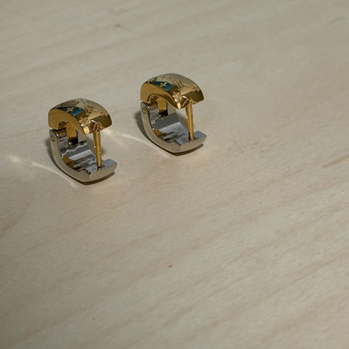 Louis Vuitton earrings like new, gold and silver