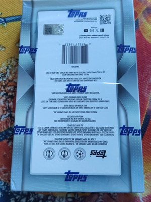 Topps Chrome UEFA Club Competitions 2025/26 new