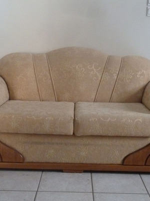 Living room set with two-seater sofa and two single armchairs like new