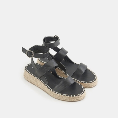 Women's sandals size 41 like new, black and beige platform