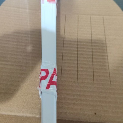 Metal shelf brackets 32cm white, pack of 10, used