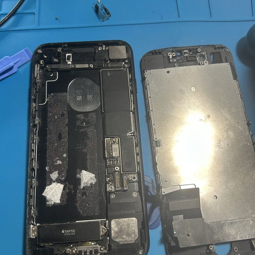 iPhone 7 unlocked used for parts no iCloud