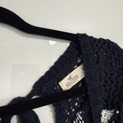 Hollister American Flag Pullover like new, perfect for summer nights