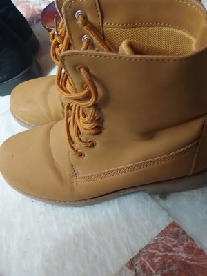 Hiking style boots like new, size 40, beige brown