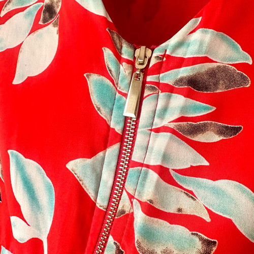 BSB crop top size 42, like new, coral with floral motif