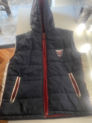 New Kind sleeveless padded vest for boys, size 164 cm, blue and red