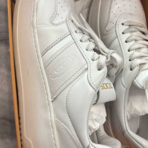 Tod's white leather sneakers size 40.5 with box and dust bag