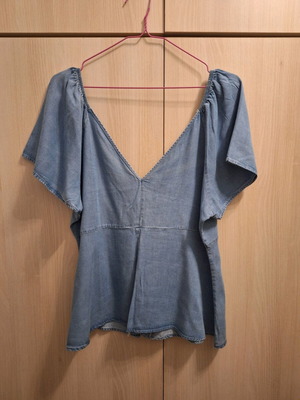 Zara denim shirt with damaged buttons, XL