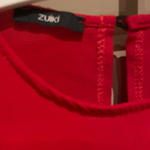 Zuiki airy blouse like new, red one size