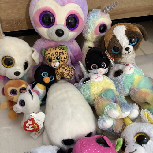 Plush toys with big eyes, Masoutis collection